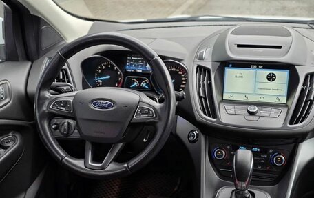 Ford Kuga III, 2018 год, 1 555 000 рублей, 15 фотография