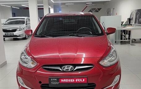 Hyundai Solaris II рестайлинг, 2012 год, 750 000 рублей, 6 фотография