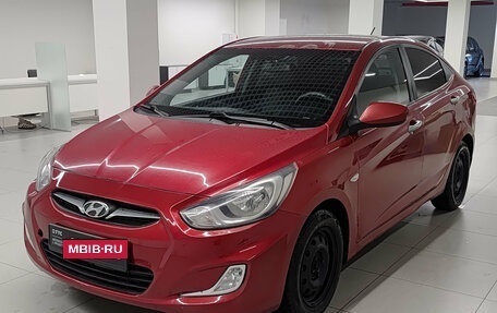 Hyundai Solaris II рестайлинг, 2012 год, 750 000 рублей, 5 фотография