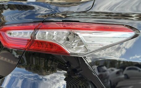 Toyota Camry, 2018 год, 2 220 000 рублей, 7 фотография