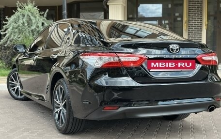 Toyota Camry, 2018 год, 2 220 000 рублей, 5 фотография