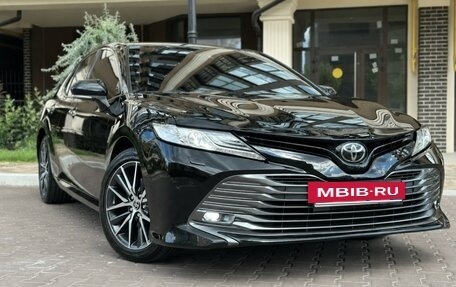 Toyota Camry, 2018 год, 2 220 000 рублей, 3 фотография