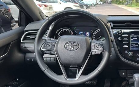 Toyota Camry, 2018 год, 2 220 000 рублей, 15 фотография