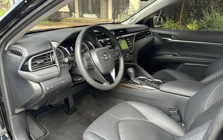 Toyota Camry, 2018 год, 2 220 000 рублей, 13 фотография