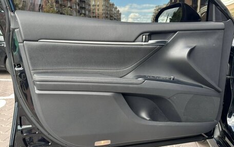 Toyota Camry, 2018 год, 2 220 000 рублей, 9 фотография
