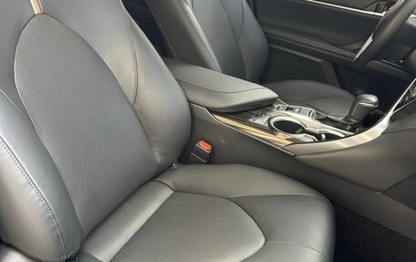Toyota Camry, 2018 год, 2 220 000 рублей, 24 фотография