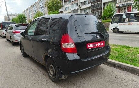 Honda Fit III, 2002 год, 250 000 рублей, 2 фотография
