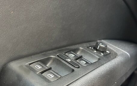 Skoda Superb III рестайлинг, 2013 год, 1 187 000 рублей, 13 фотография