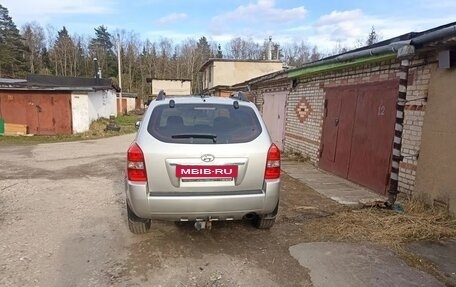 Hyundai Tucson III, 2008 год, 590 000 рублей, 2 фотография