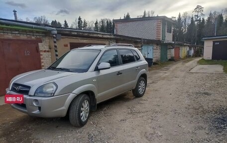 Hyundai Tucson III, 2008 год, 590 000 рублей, 3 фотография