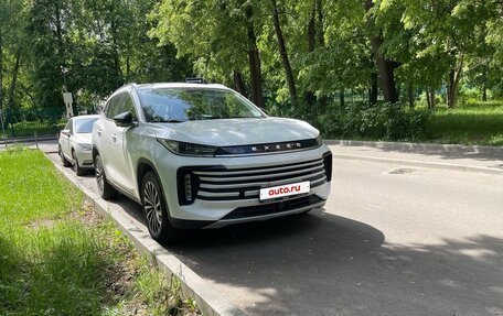 CheryExeed TXL, 2022 год, 1 730 000 рублей, 5 фотография