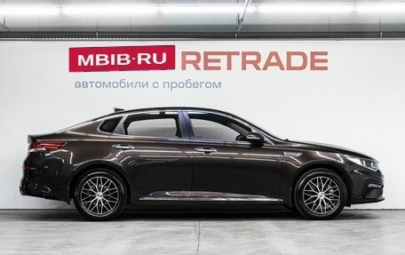 KIA Optima IV, 2018 год, 2 100 000 рублей, 5 фотография