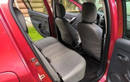 Renault Sandero II рестайлинг, 2017 год, 980 000 рублей, 7 фотография