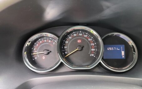 Renault Sandero II рестайлинг, 2017 год, 980 000 рублей, 13 фотография