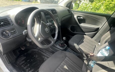 Volkswagen Polo VI (EU Market), 2018 год, 700 000 рублей, 7 фотография