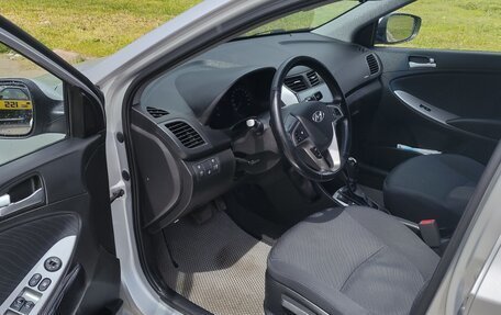 Hyundai Solaris II рестайлинг, 2015 год, 1 060 000 рублей, 18 фотография