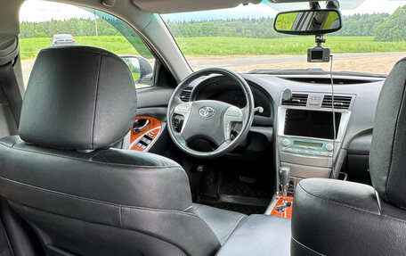 Toyota Camry, 2008 год, 1 350 000 рублей, 13 фотография