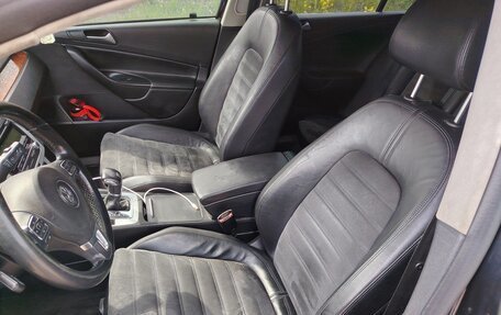 Volkswagen Passat B6, 2010 год, 799 000 рублей, 10 фотография