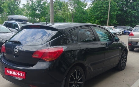 Opel Astra J, 2010 год, 580 000 рублей, 4 фотография