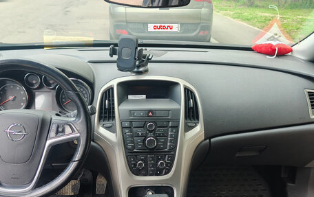 Opel Astra J, 2010 год, 580 000 рублей, 9 фотография
