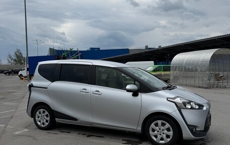 Toyota Sienta II, 2018 год, 1 240 000 рублей, 3 фотография