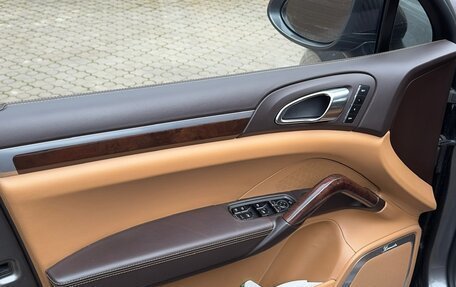 Porsche Cayenne III, 2011 год, 2 850 000 рублей, 13 фотография