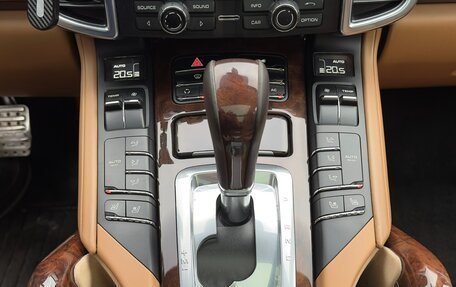 Porsche Cayenne III, 2011 год, 2 850 000 рублей, 17 фотография