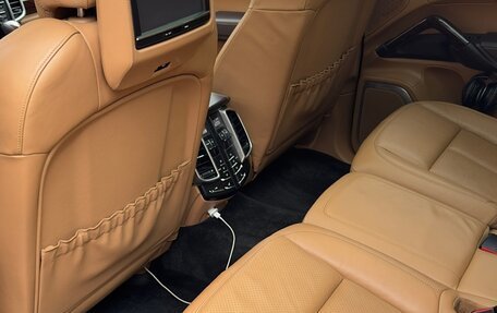 Porsche Cayenne III, 2011 год, 2 850 000 рублей, 20 фотография