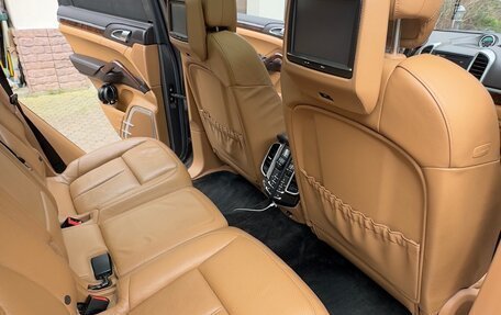Porsche Cayenne III, 2011 год, 2 850 000 рублей, 24 фотография
