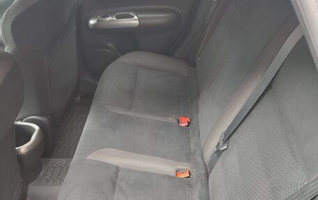 Nissan Juke II, 2011 год, 850 000 рублей, 14 фотография