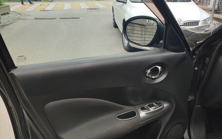 Nissan Juke II, 2011 год, 850 000 рублей, 16 фотография