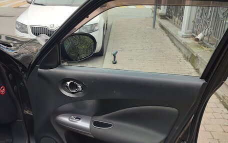 Nissan Juke II, 2011 год, 850 000 рублей, 23 фотография