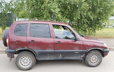 Chevrolet Niva I рестайлинг, 2005 год, 150 000 рублей, 2 фотография
