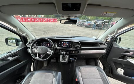 Volkswagen Multivan T6 рестайлинг, 2021 год, 5 500 000 рублей, 10 фотография