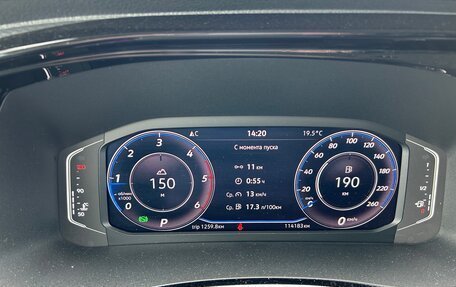 Volkswagen Multivan T6 рестайлинг, 2021 год, 5 500 000 рублей, 12 фотография