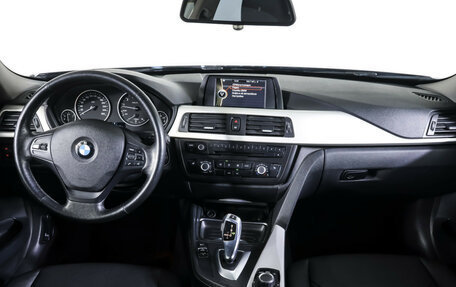 BMW 3 серия, 2012 год, 1 790 000 рублей, 13 фотография