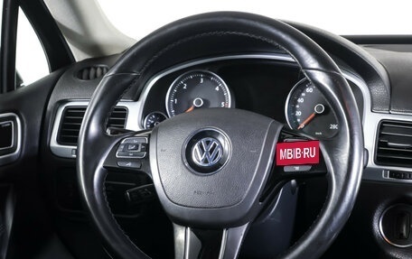 Volkswagen Touareg III, 2012 год, 1 490 000 рублей, 14 фотография