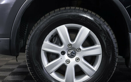 Volkswagen Touareg III, 2012 год, 1 490 000 рублей, 21 фотография