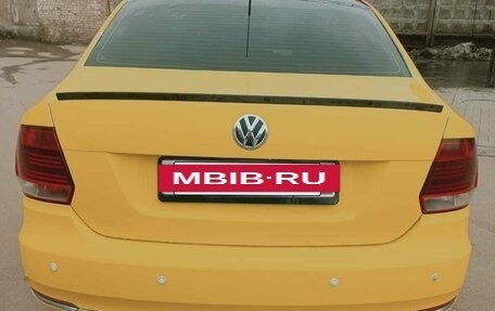 Volkswagen Polo VI (EU Market), 2012 год, 350 000 рублей, 2 фотография