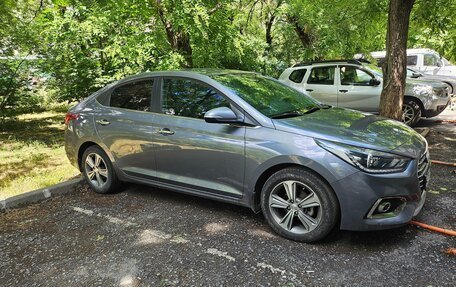 Hyundai Solaris II рестайлинг, 2018 год, 1 350 000 рублей, 2 фотография