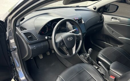 Hyundai Solaris II рестайлинг, 2015 год, 1 300 000 рублей, 8 фотография