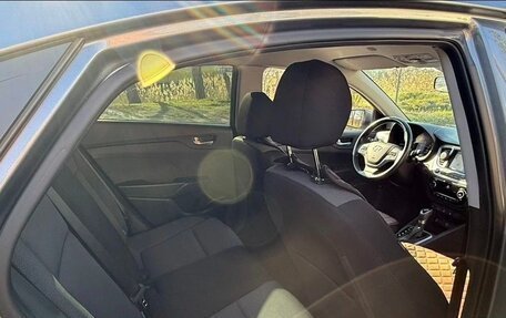 Hyundai Solaris II рестайлинг, 2018 год, 1 350 000 рублей, 10 фотография