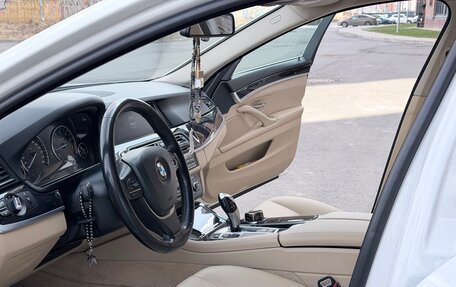 BMW 5 серия, 2014 год, 1 980 000 рублей, 26 фотография
