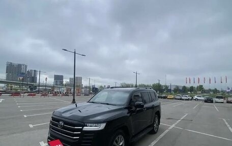 Toyota Land Cruiser, 2022 год, 12 000 000 рублей, 4 фотография