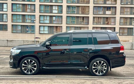 Toyota Land Cruiser 200, 2011 год, 3 430 000 рублей, 3 фотография