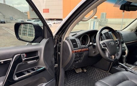 Toyota Land Cruiser 200, 2011 год, 3 430 000 рублей, 9 фотография