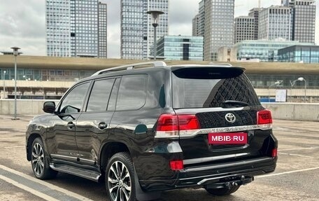 Toyota Land Cruiser 200, 2011 год, 3 430 000 рублей, 5 фотография