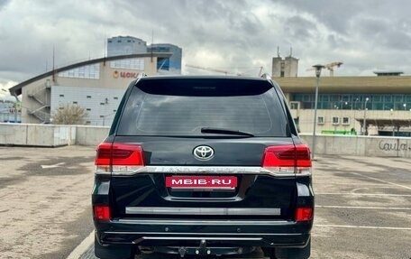Toyota Land Cruiser 200, 2011 год, 3 430 000 рублей, 7 фотография