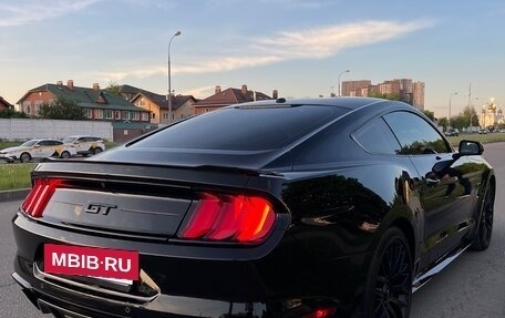 Ford Mustang VI рестайлинг, 2019 год, 4 600 000 рублей, 8 фотография