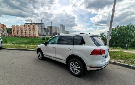 Volkswagen Touareg III, 2016 год, 3 100 000 рублей, 3 фотография
